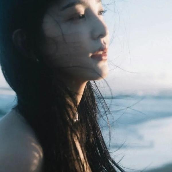 酷爱电影的庞波小姐